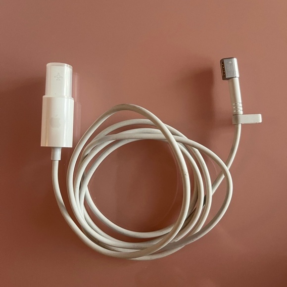 NWOT Apple MacBook Airplane MagSafe Power Adapter - Model No A1284 - Picture 2 of 7